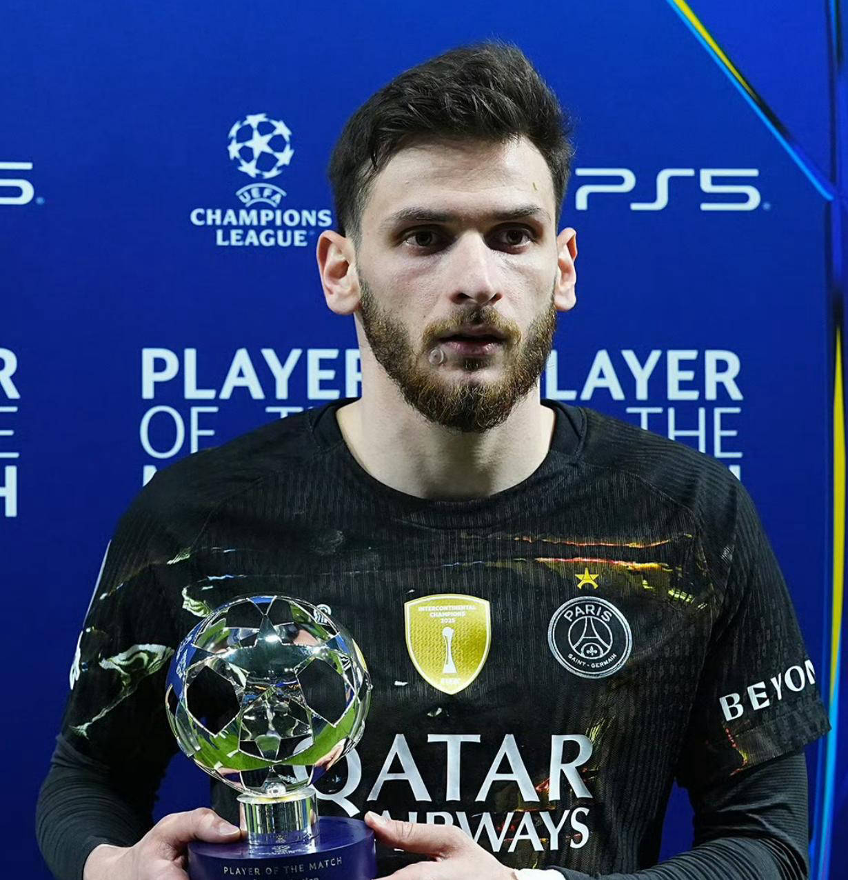 欧洲最神秘球队揭晓：提前7轮失去联赛冠军希望！欧冠双杀，接近晋级四强